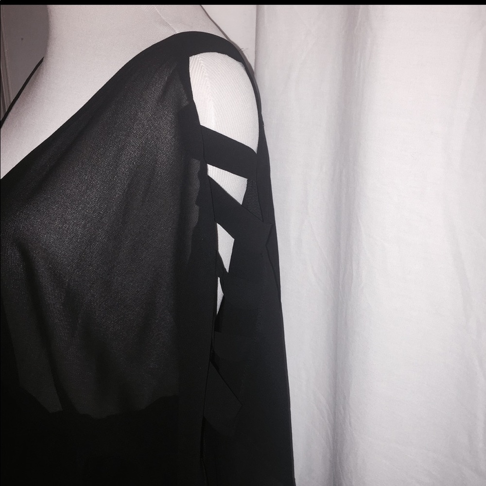🆕NWT •Wapi• Lace Trim High-Low Maxi - Picture 5 of 8